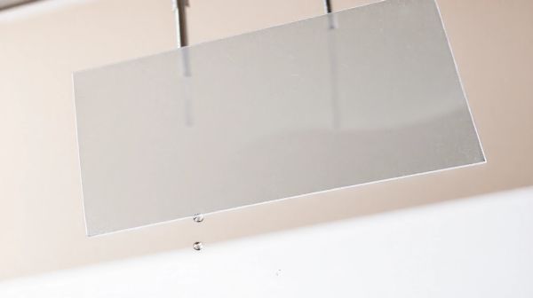 Top 5 avantages des plaques polycarbonate : légèreté et robustesse